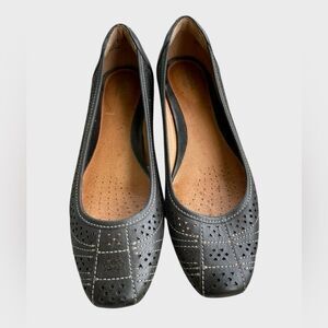 Clarks Artisan 2-Tone Brown/Black Leather Slip-On Shoes | Women’s Size 8.5